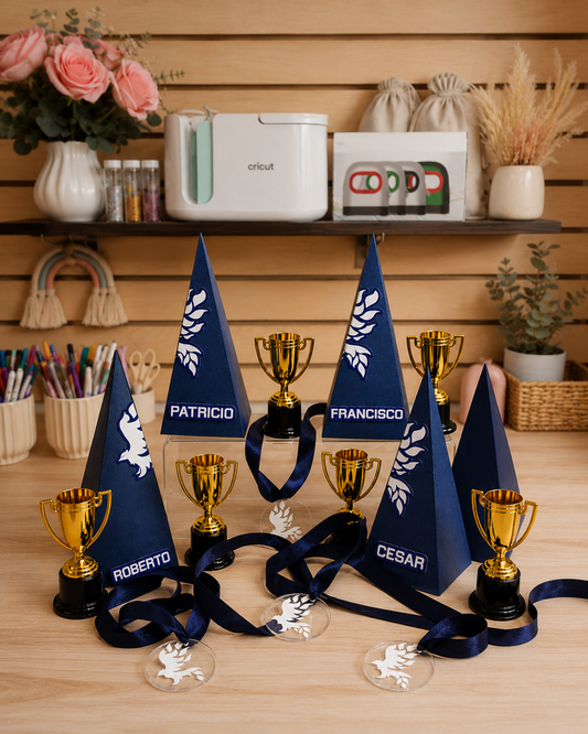 Caja temática deportiva con medalla y trofeo